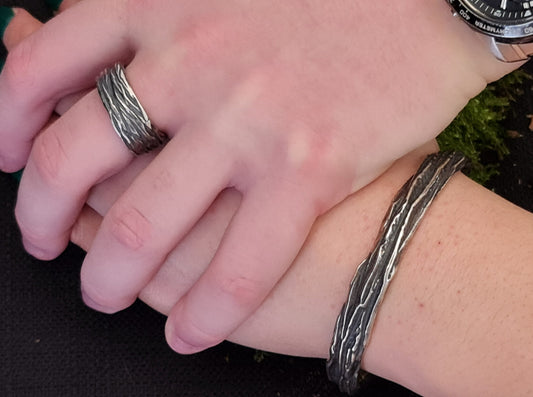 Beech wood oxidised silver bangle modelled on male model with matching ring