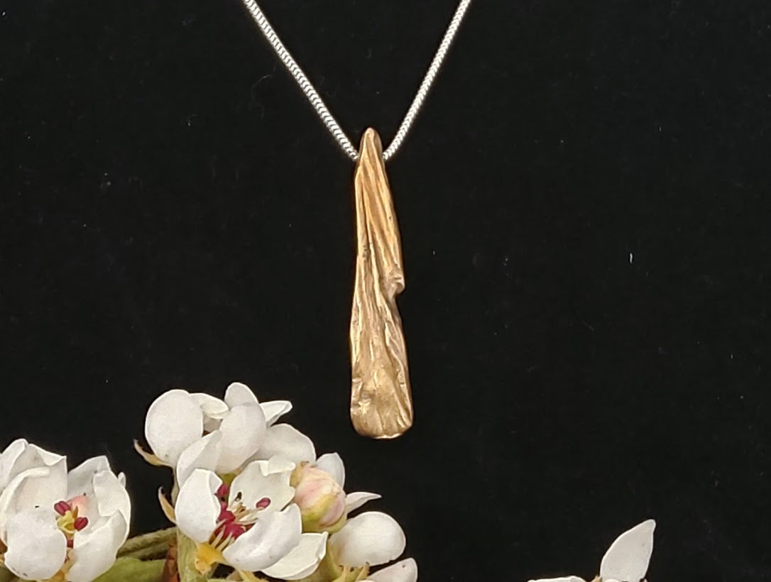 Quarrywood bark bronze pendant necklace